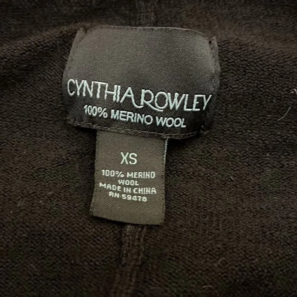 Cynthia Rowley merino wool fringes sweater size XS‎